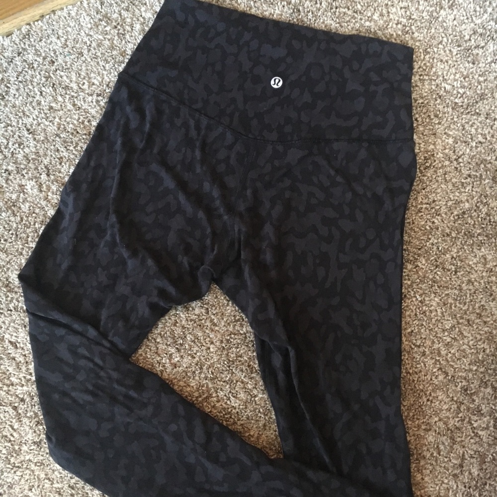 Lululemon high waisted 7/8 leggings